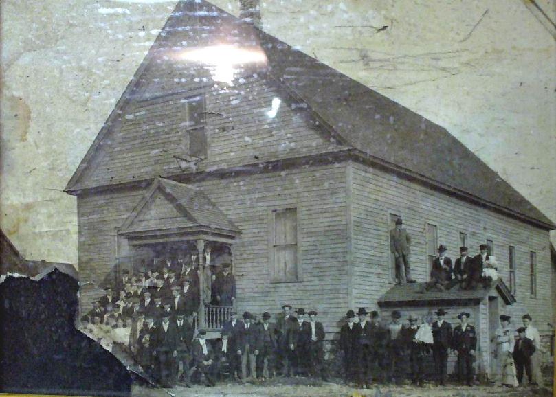 Runeberg Lodge 8 - Old picture of lodge